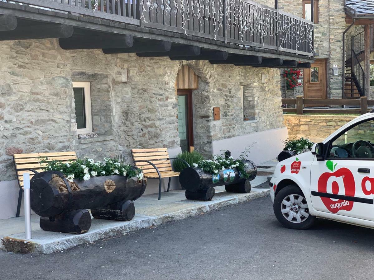 Nellali Villa Gressan Eksteriør bilde